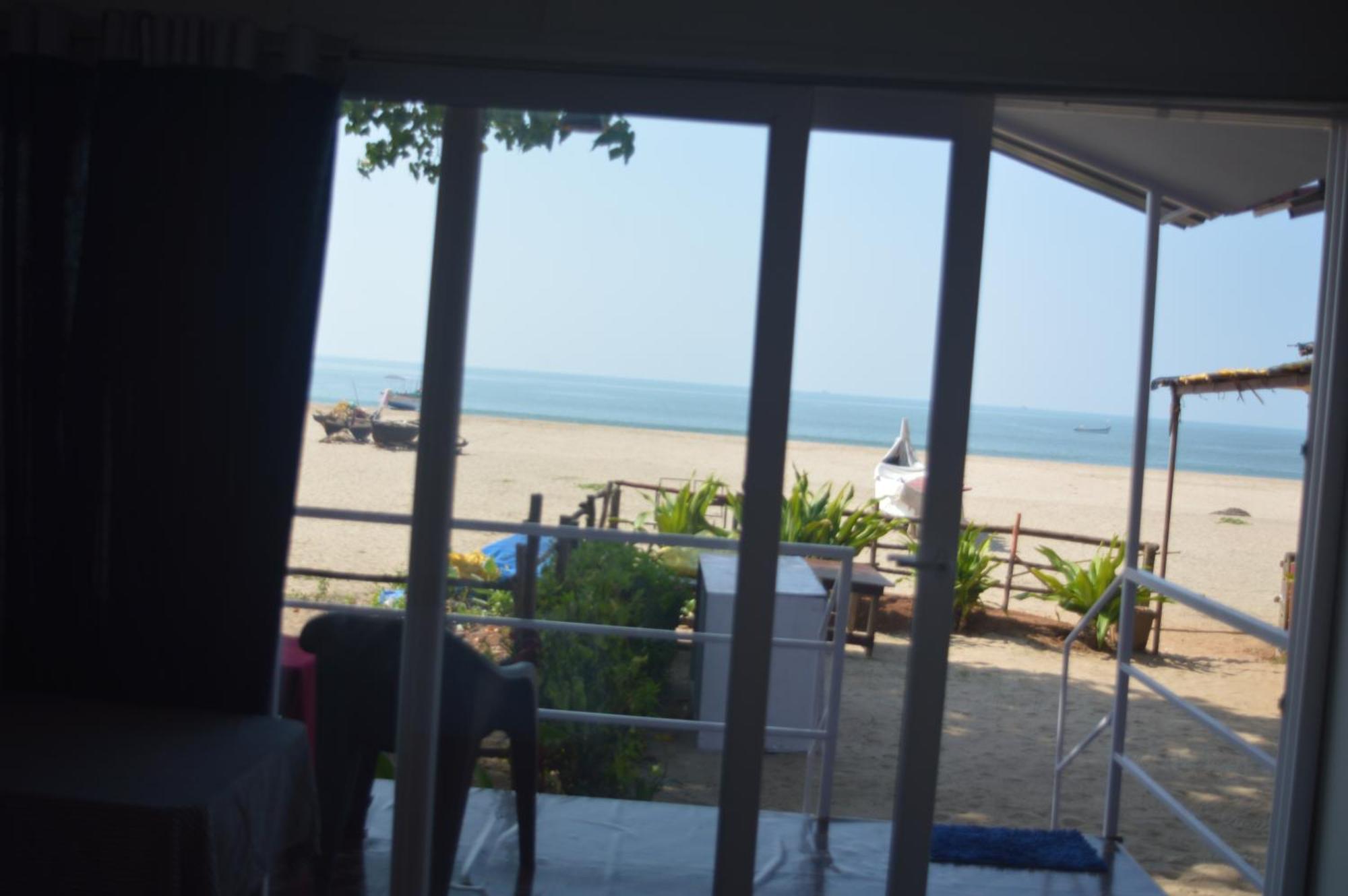 Riya Cottages And Beach Huts Агонда Екстер'єр фото
