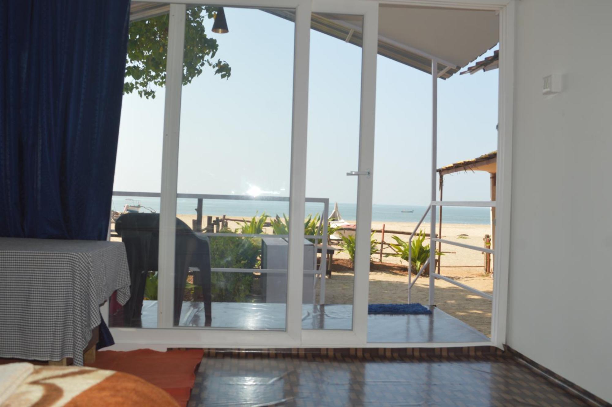 Riya Cottages And Beach Huts Агонда Екстер'єр фото