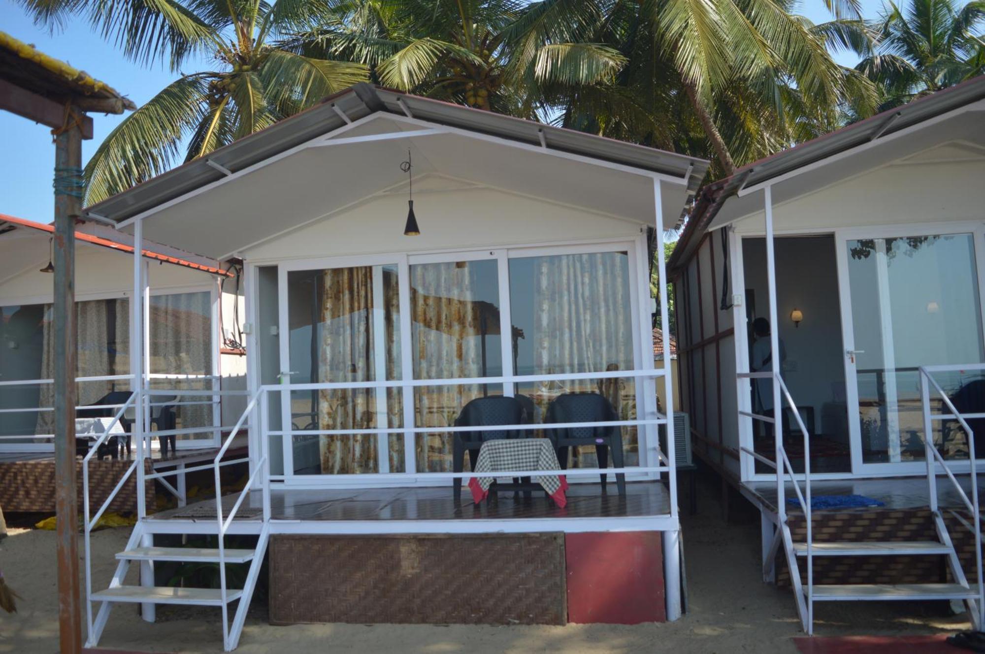 Riya Cottages And Beach Huts Агонда Екстер'єр фото