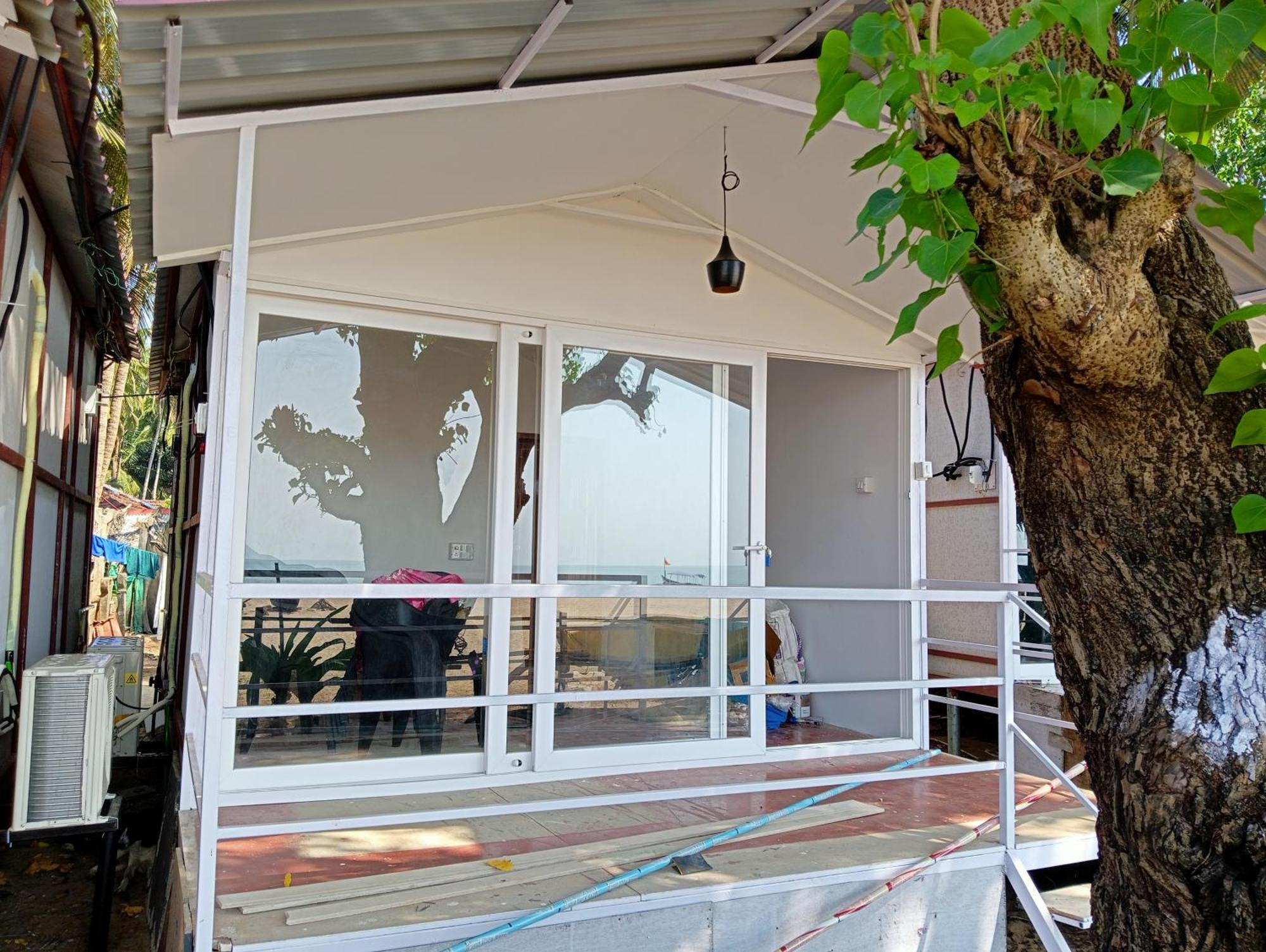 Riya Cottages And Beach Huts Агонда Екстер'єр фото